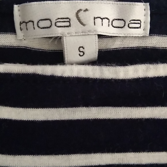 Moa Moa - off the shoulder top - Picture 3 of 3